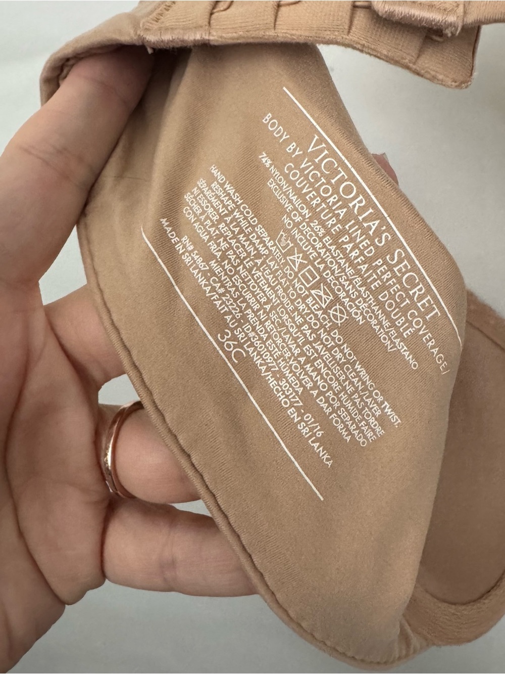 Victoria’s Secret Body By Victoria Lined Perfect coverage praline nude Bra 36C - Picture 4 of 4